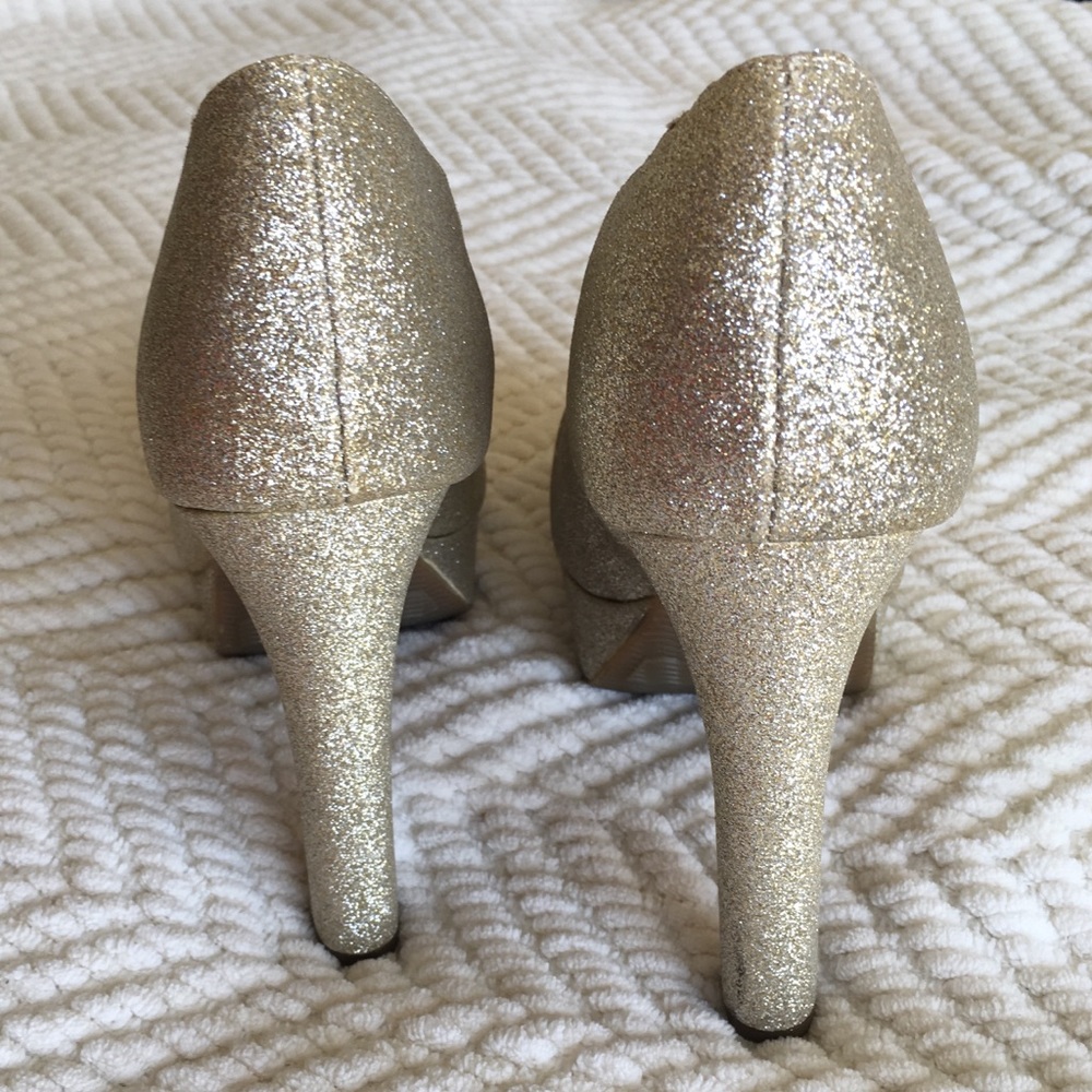 3/$25 Target Mossimo Gold Glitter platform heels - Picture 4 of 6
